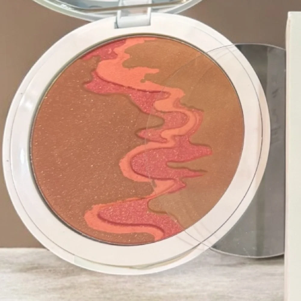 FLYTE. 70 Color Back Burnished Bronze Facial Blush Powder makeup Vegan NIP
